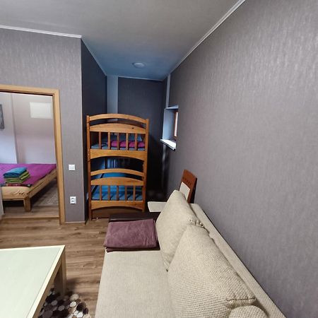 Surf Apartments In Melnrage كلابيدا الغرفة الصورة